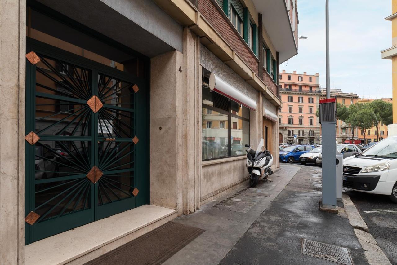 Piazza Re Di Roma Comfy Apartment 외부 사진